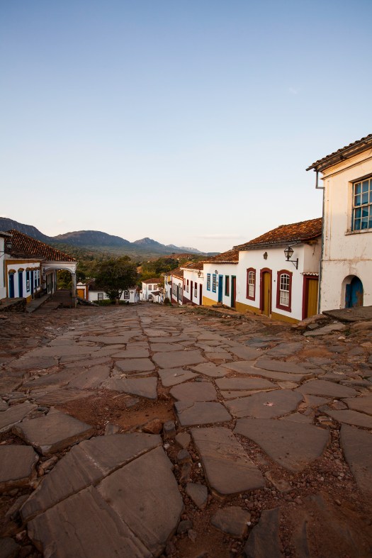 8DF657B3-022D-431D-840B-5E3853D35522